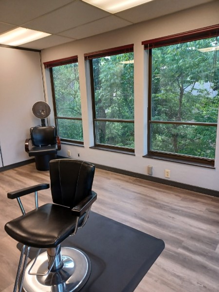Wyoming GFH Salon Suites suite photo 6