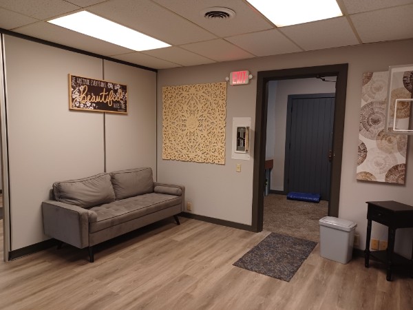 Wyoming GFH Salon Suites suite photo 18