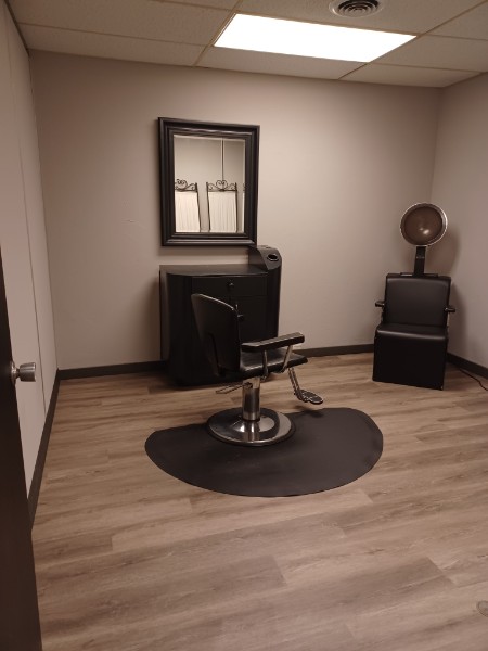 Wyoming GFH Salon Suites suite photo 19